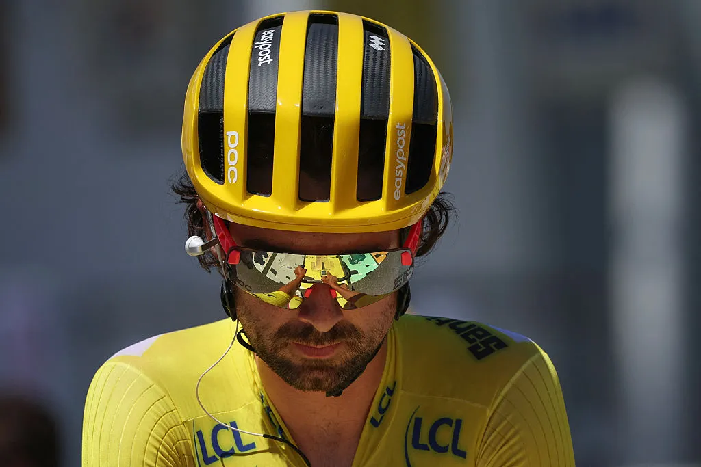 "Itu Ben" - EF Education-EasyPost Sebut Keputusan Perlambat Peloton Setelah Tadej Pogačar Jatuh Diambil oleh Pemimpin Tour de France Ben Healy
