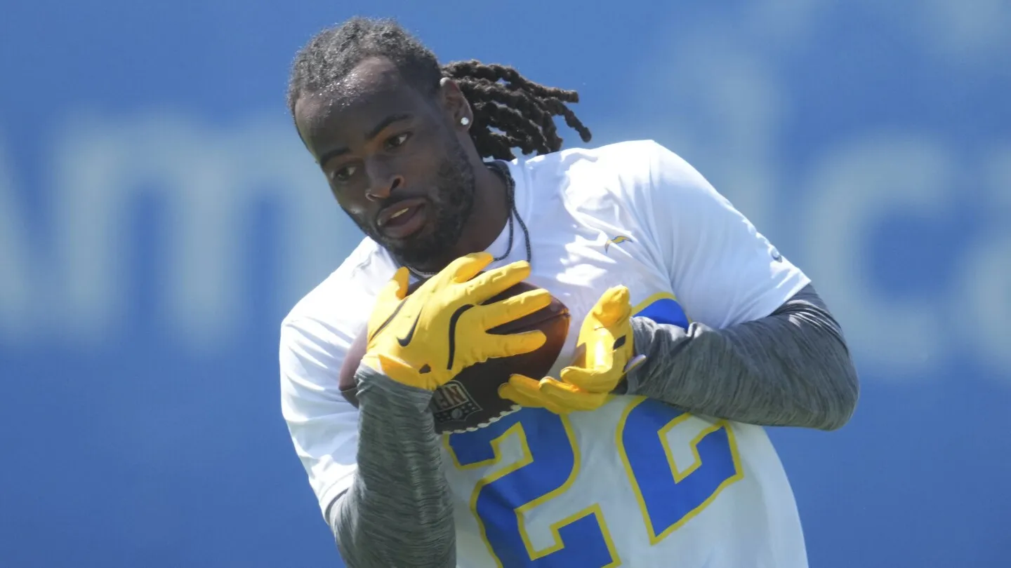 Agen: Najee Harris Alami “Cedera Mata Ringan” dalam Kecelakaan Kembang Api